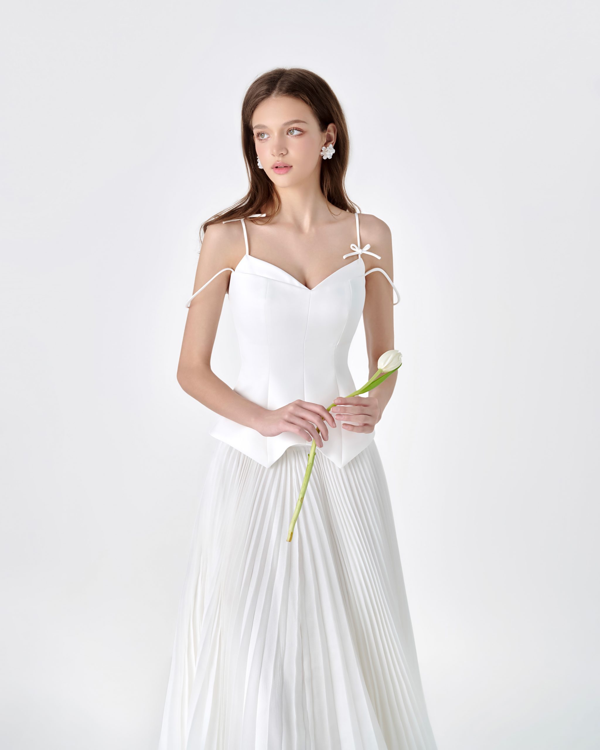 Váy quạt dài - trắng - Shortcut